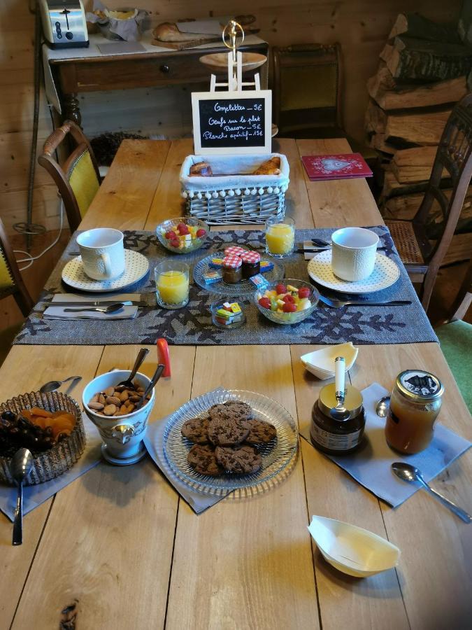 La Petite Chapelle Hotel Font-Romeu-Odeillo-Via Екстериор снимка