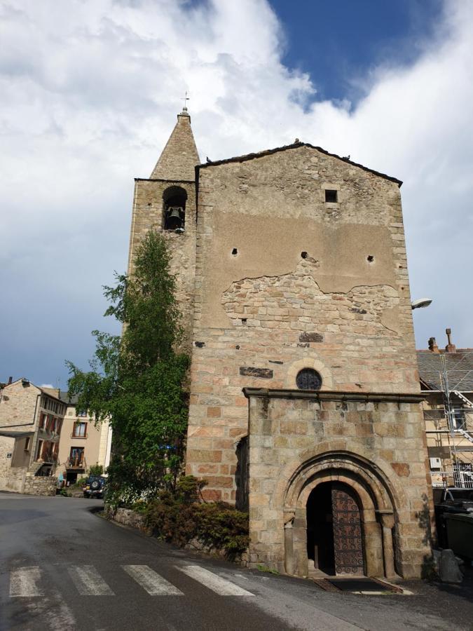 La Petite Chapelle Hotel Font-Romeu-Odeillo-Via Екстериор снимка