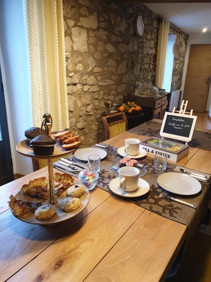 La Petite Chapelle Hotel Font-Romeu-Odeillo-Via Екстериор снимка
